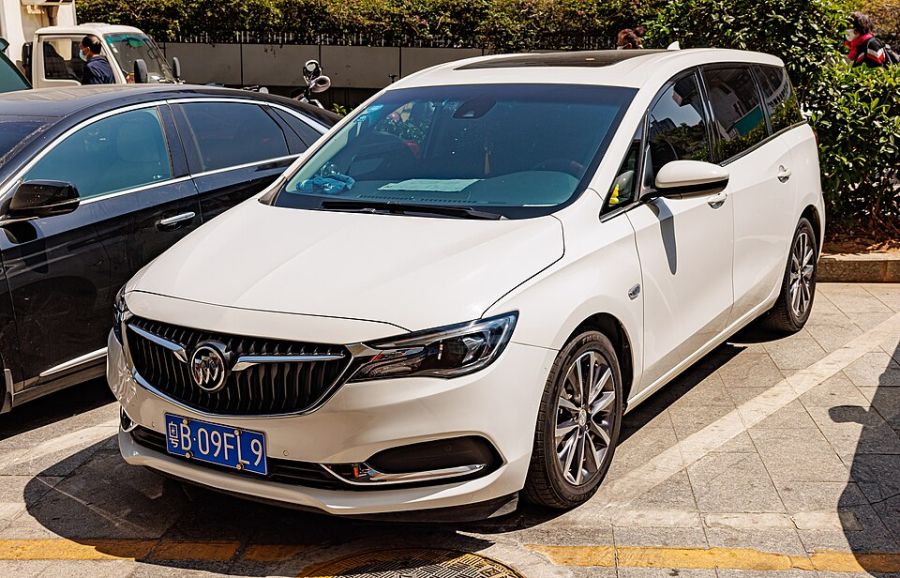 Buick GL6