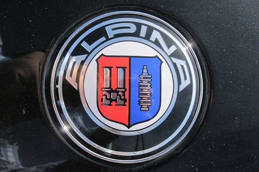 Логотип Alpina