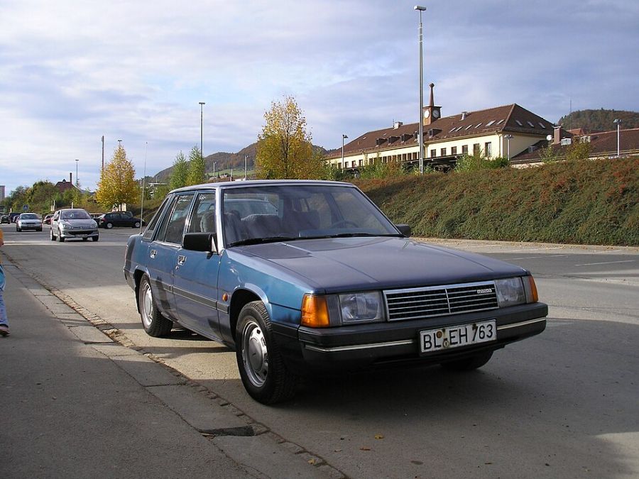 Mazda 929