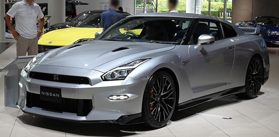 Nissan GT-R