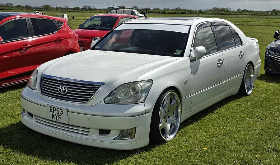 Toyota Celsior