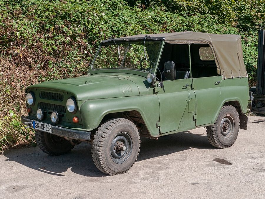 UAZ 469