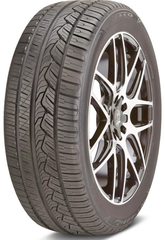 Nitto NT421Q 235/65 R17